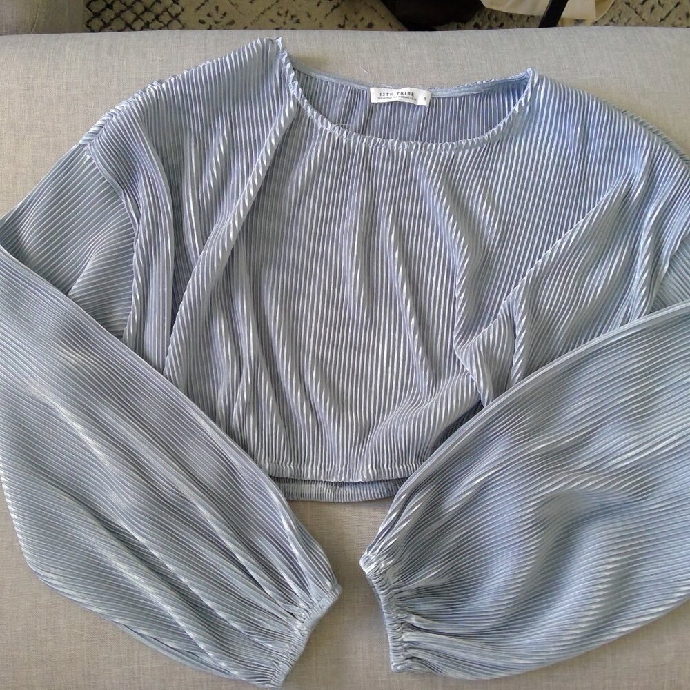 12th tribe light blue crop top blouse